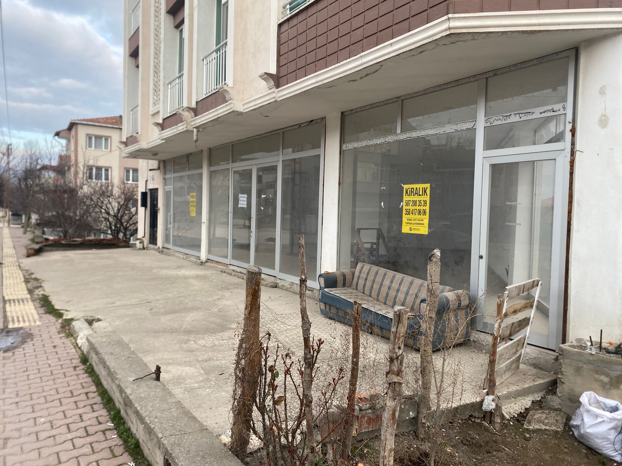 MABEL SUİT'TEN MÜKEMMEL LOKASYON'DA KİRALIK DÜKKAN